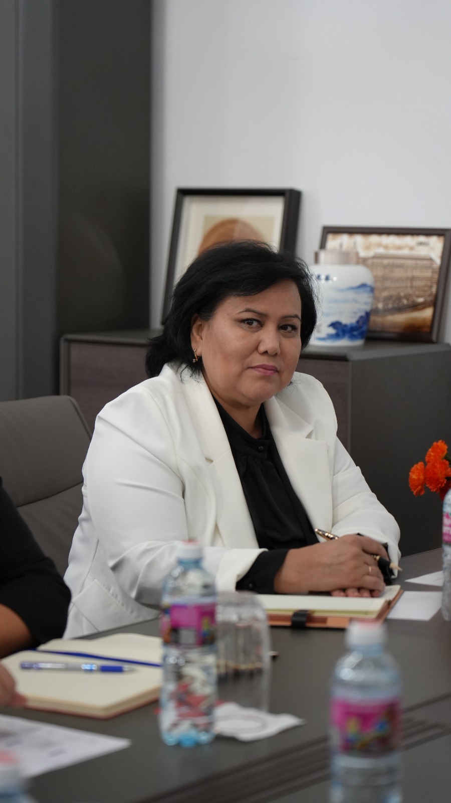 Сегодня в Университете Кунаева состоялась официальная встреча делегации во главе с директором юридической компании “Shanghai Sunhold”