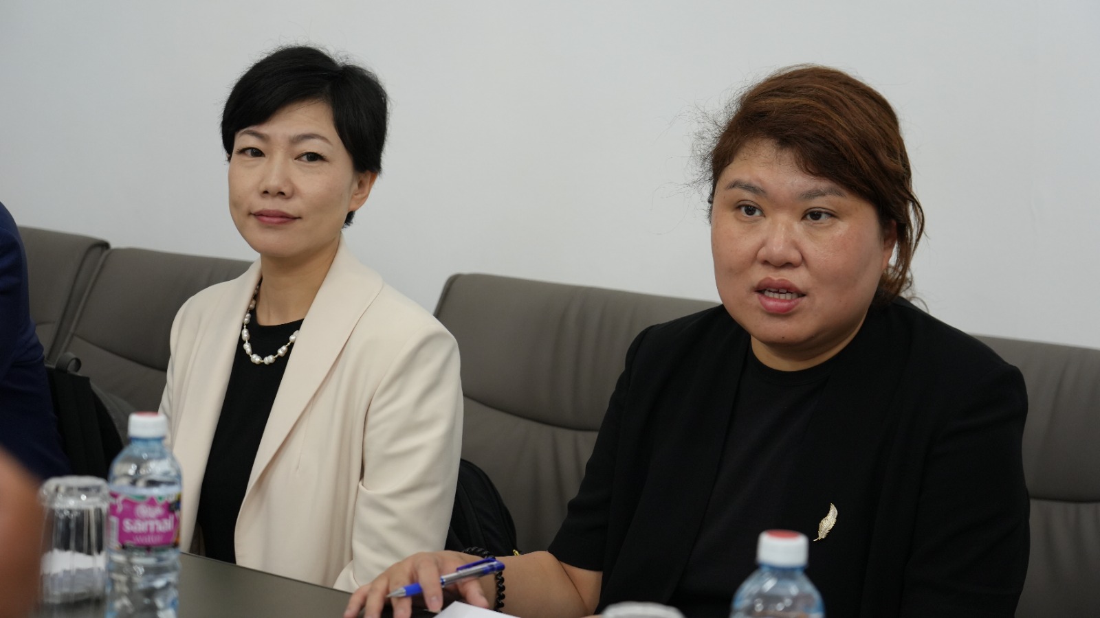 Сегодня в Университете Кунаева состоялась официальная встреча делегации во главе с директором юридической компании “Shanghai Sunhold”