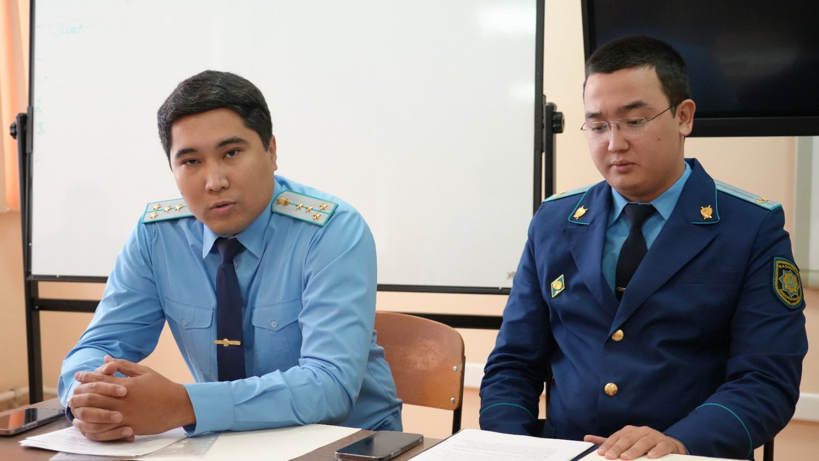 В Университете Кунаева прошла встреча студентов с представителями Департамента КПСиСУ ГП РК по г. Алматы