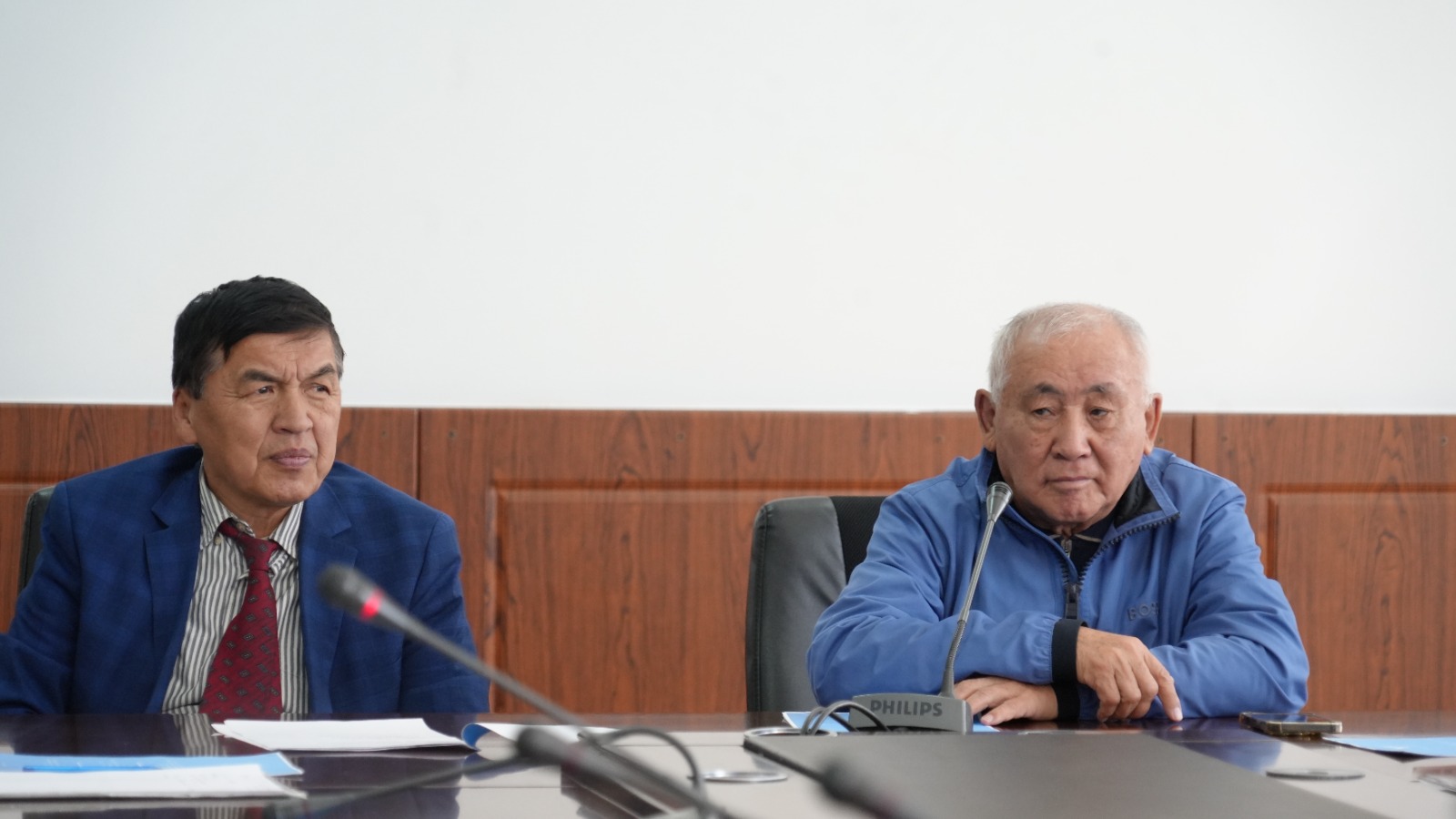 9 октября 2025 года  в Университете Кунаева,  был проведен круглый стол на тему: «Конституция Республики Казахстан – перспективы государственного и общественного развития страны»