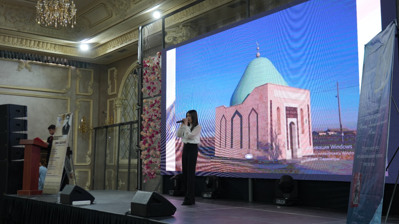 В Университете Кунаева состоялся вечер памяти Мыржакыпа Дулатова.