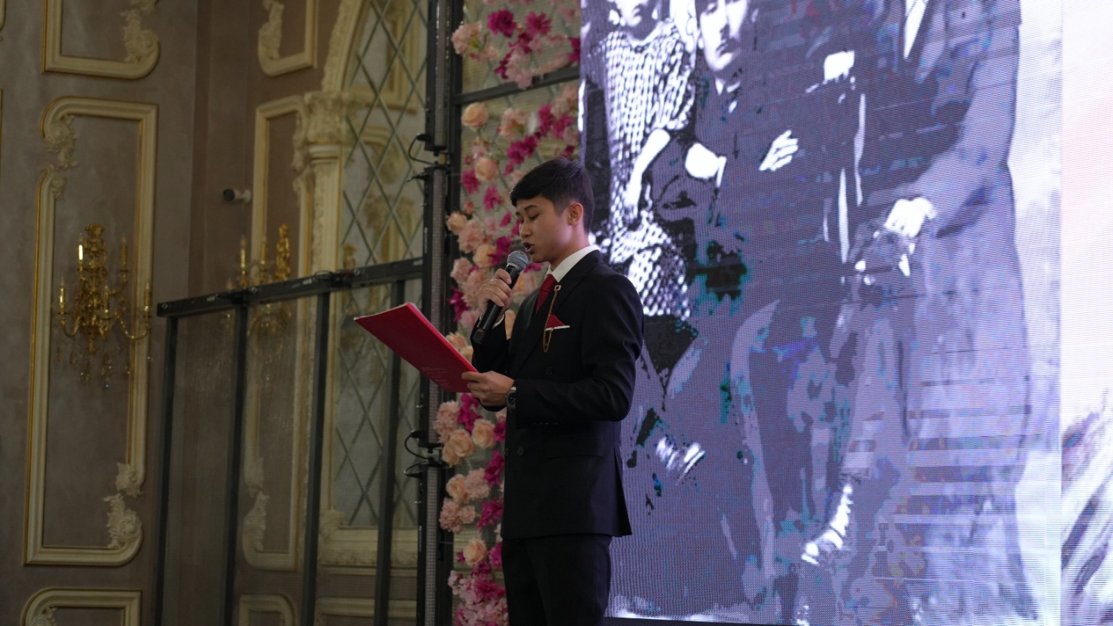 В Университете Кунаева состоялся вечер памяти Мыржакыпа Дулатова.