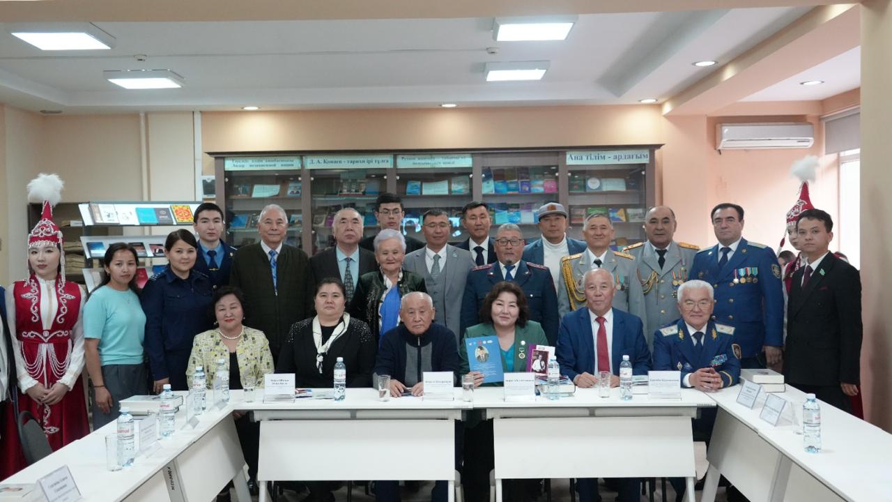 Торжественное открытие выставки «Уголок обмена книгами»