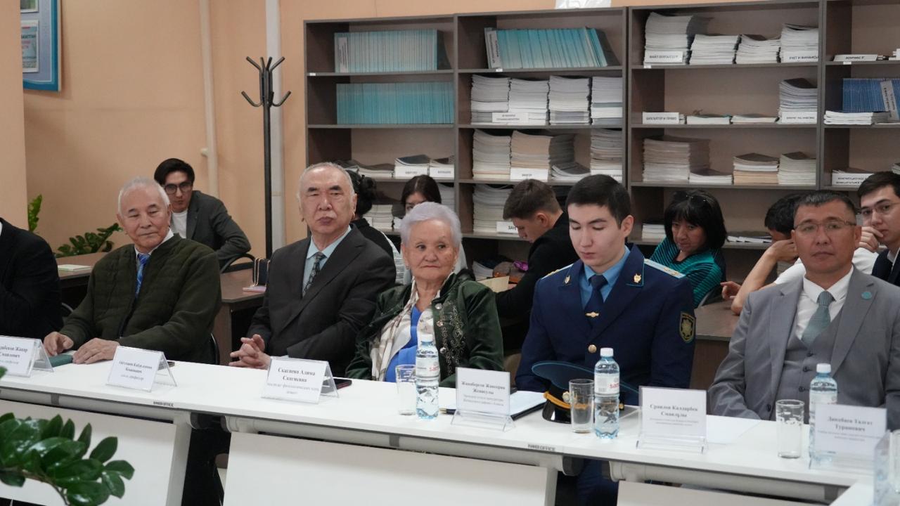 Торжественное открытие выставки «Уголок обмена книгами»