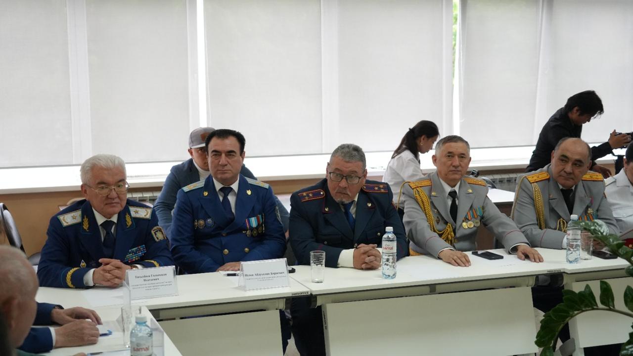 Торжественное открытие выставки «Уголок обмена книгами»