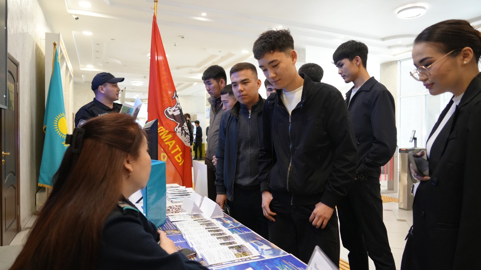 Трудоустройство выпускников: тенденции и перспективы.